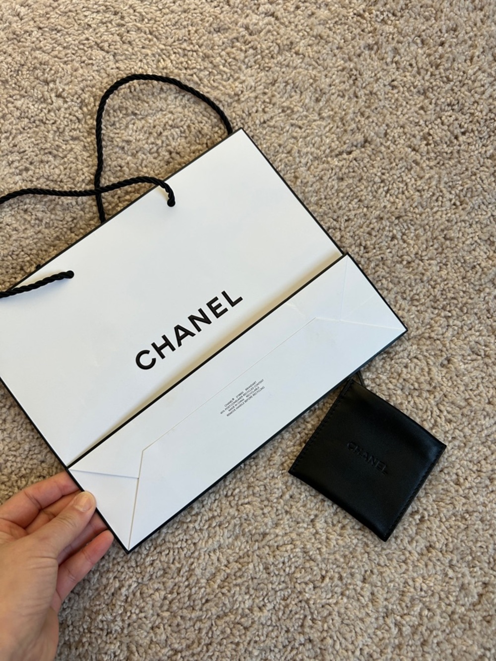 Chanel jewelry pouch - Picture 4 of 13